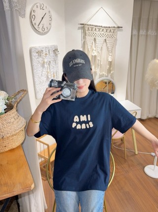 Ami Paris Navy Logo T-Shirt view 8
