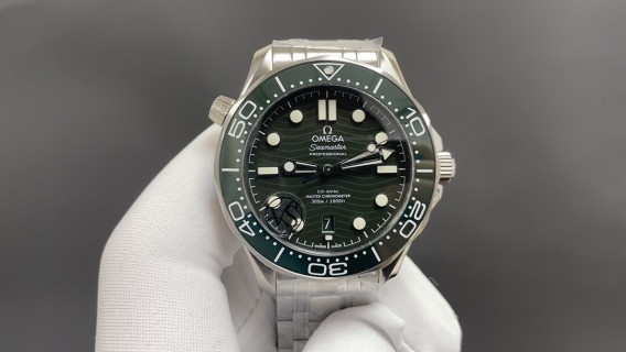 Omega Seamaster Professional 42mm Green Dial Watch