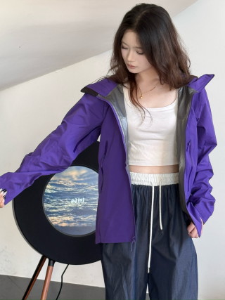 Arc'teryx Beat Jacket Phantom Purple view 3
