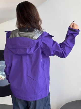 Arc'teryx Beat Jacket Phantom Purple view 4