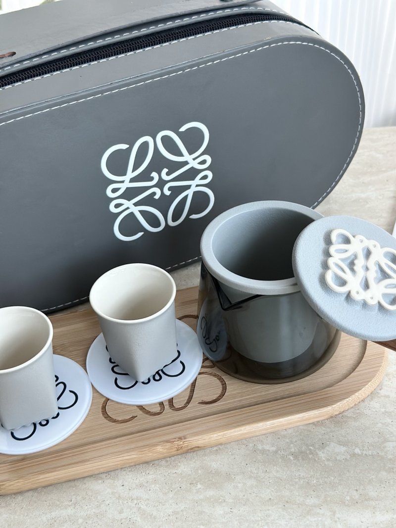 Loewe Portable Travel Tea Set - Grey view