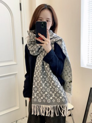Louis Vuitton Monogram Wool Wrap Scarf - Beige view 9