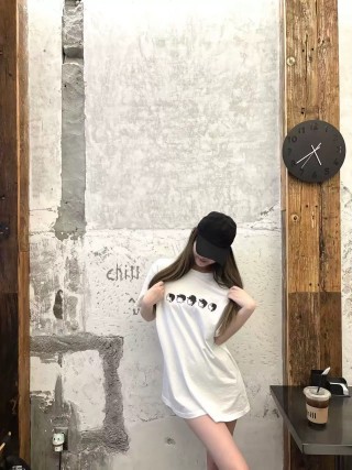 White Oversized Graphic Print Short Sleeve T-Shirt view 2