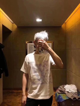 White Graphic Print Short Sleeve T-Shirt view 8