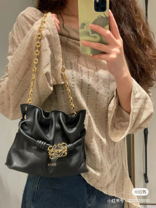 Bottega Veneta Black Intrecciato Chain Shoulder Bag view 4