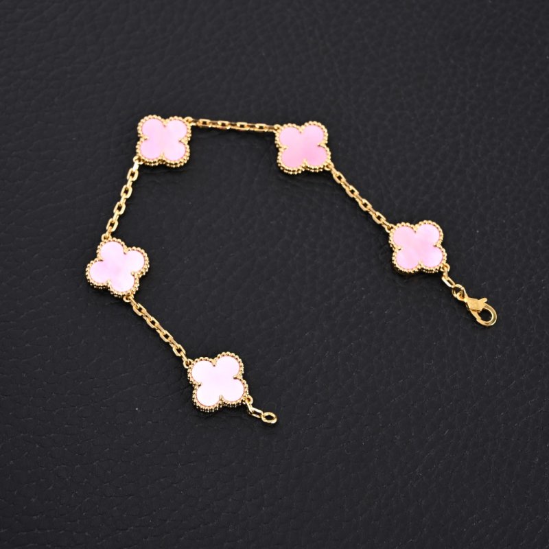 Van Cleef & Arpels Clover Pink Bracelet view