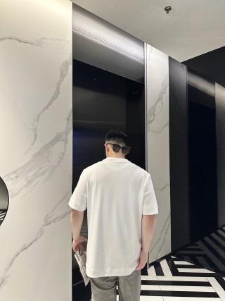 Fendi White Pocket T-Shirt with Zip Detail view 4