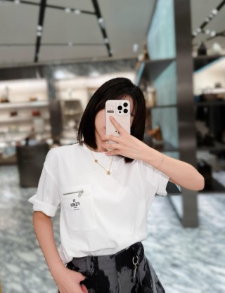 Fendi White Pocket T-Shirt with Zip Detail view 8