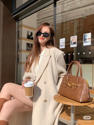 Miu Miu Shell Bag Cognac Brown Leather