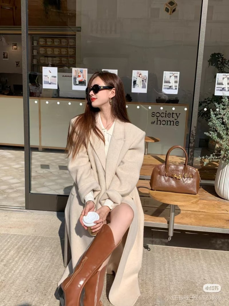 Miu Miu Shell Bag Cognac Brown Leather view
