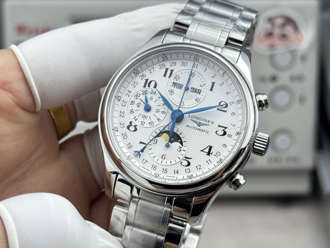Longines Master Collection Moon Phase Chronograph 42mm Silver view
