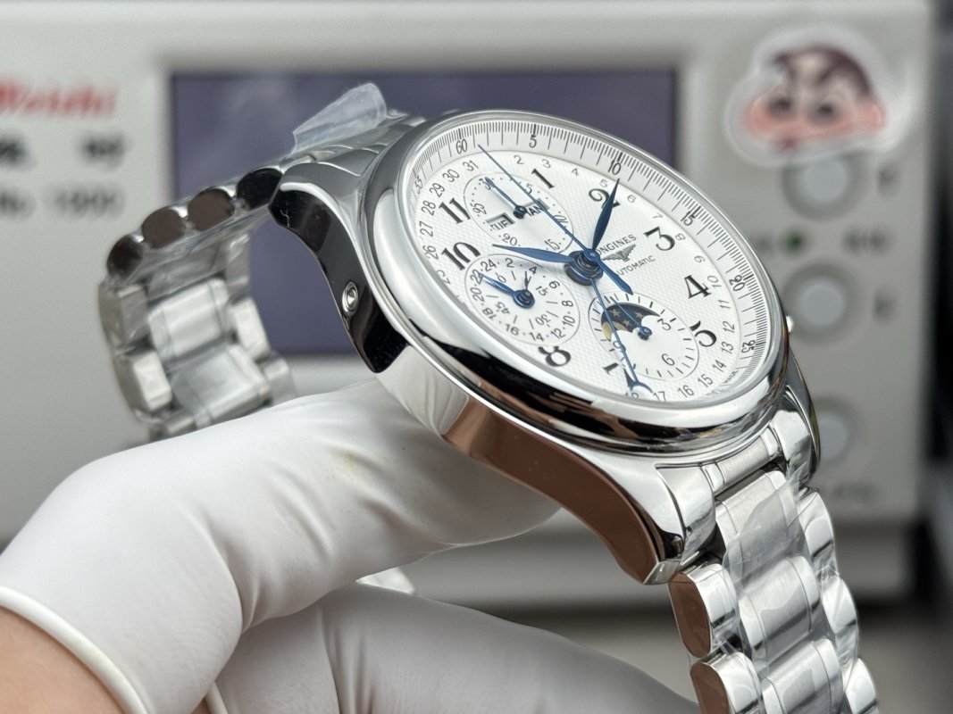 Longines Master Collection Moon Phase Chronograph 42mm Silver view