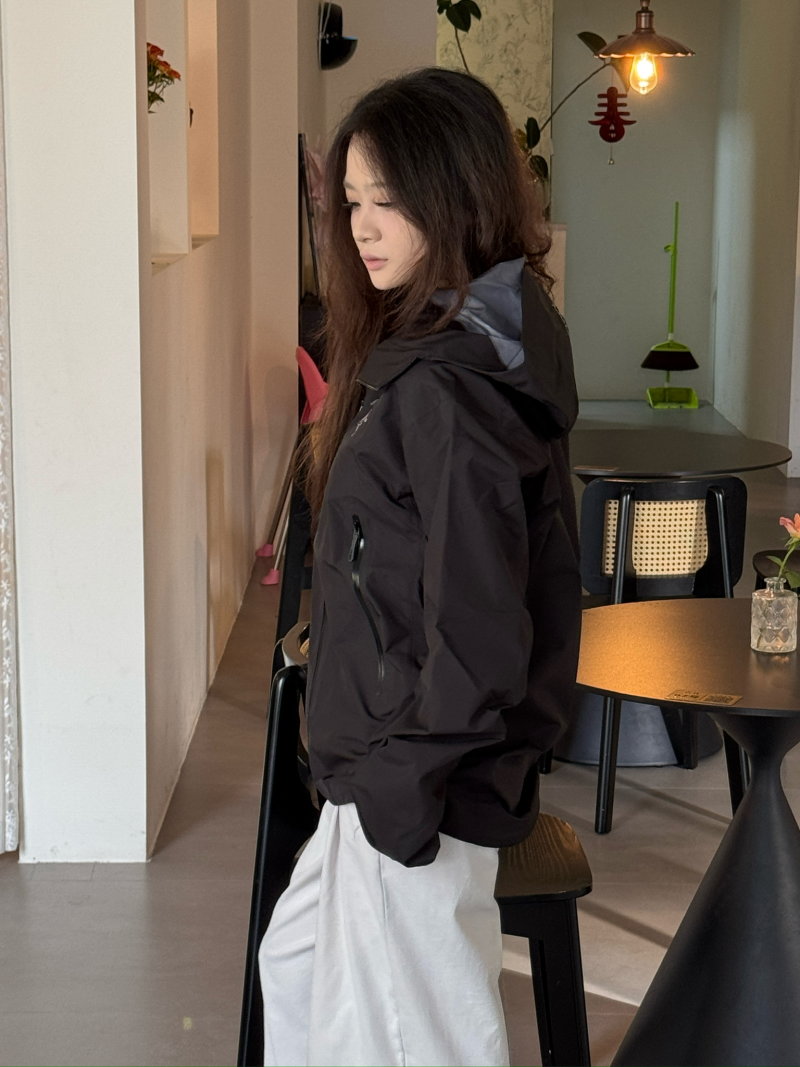 Arc'teryx Beta SL Hooded Lightweight Windbreaker Jacket Black view