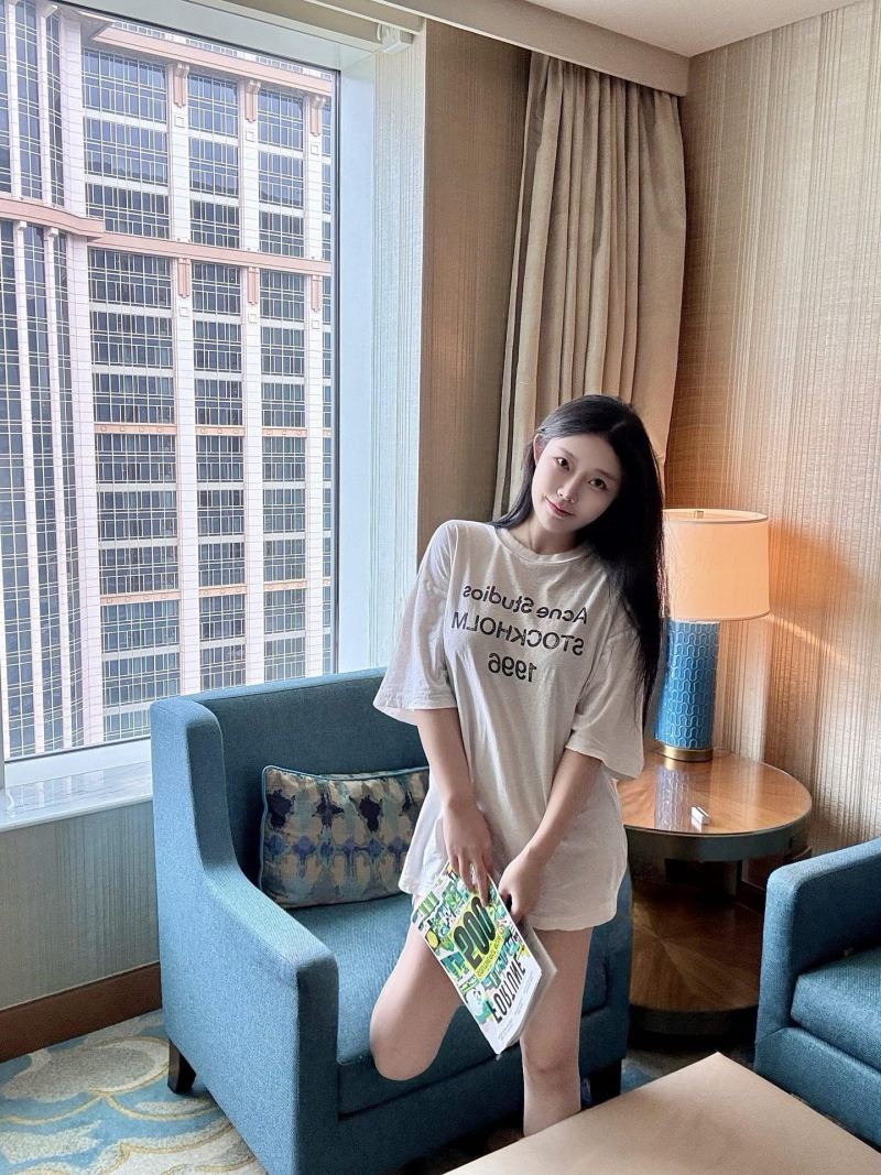 Cream Graphic Print Short Sleeve T-Shirt view