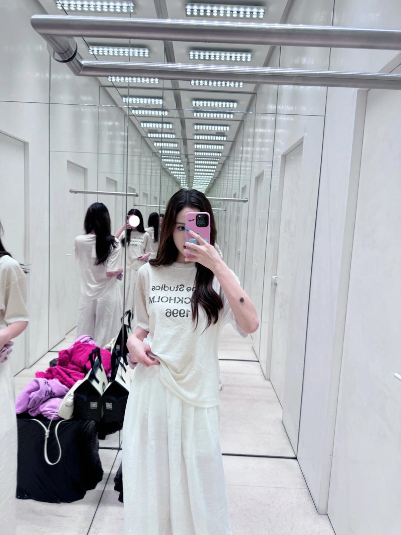 Cream Graphic Print Short Sleeve T-Shirt view