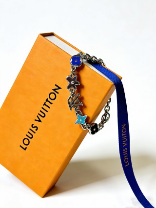 Louis Vuitton Monogram Chain Bracelet Silver Multi-colour view 5