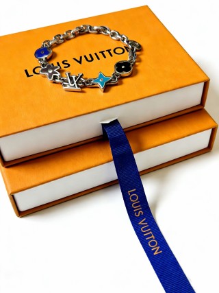 Louis Vuitton Monogram Chain Bracelet Silver Multi-colour view 7