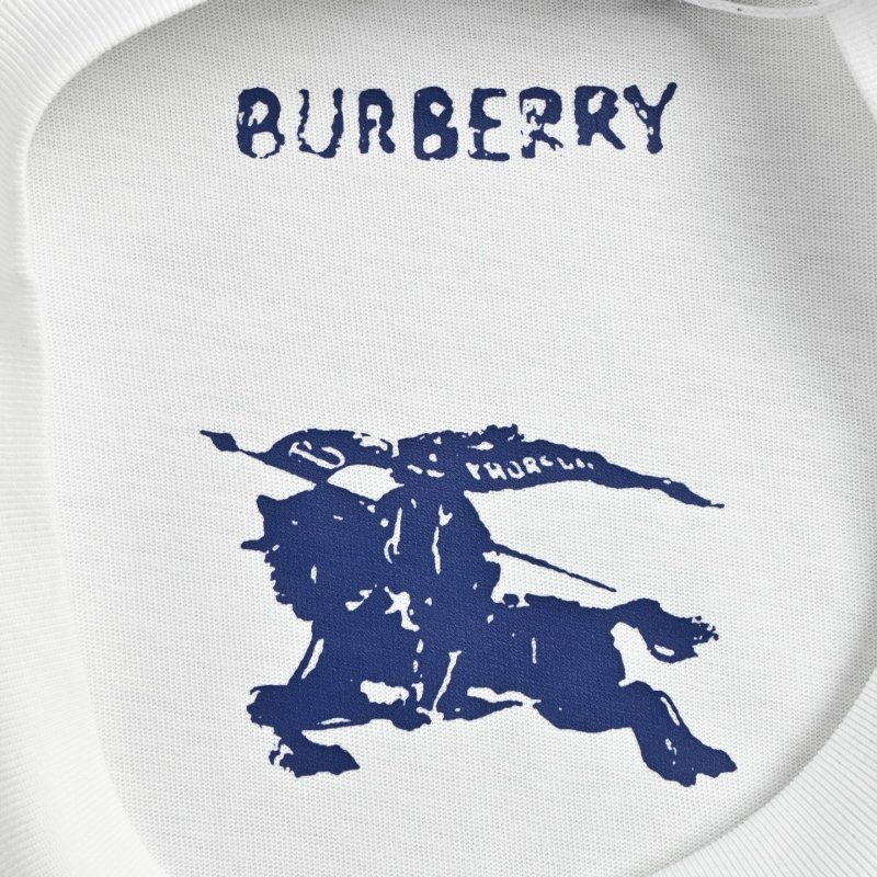 Burberry Equestrian Knight White T-Shirt view