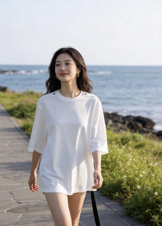 Oversized White Short Sleeve T-Shirt