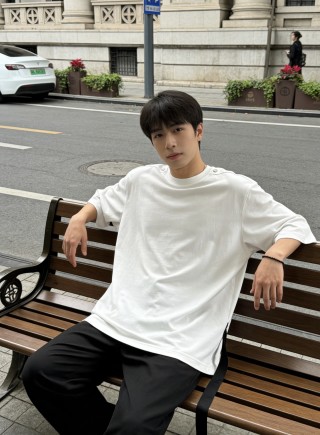 Oversized White Short Sleeve T-Shirt view 9