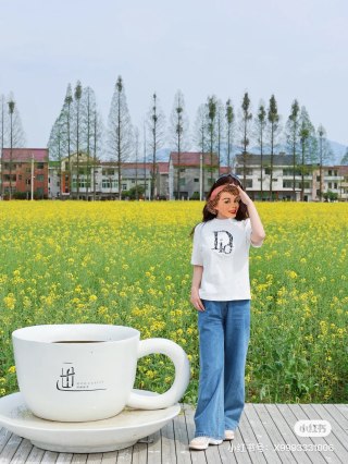 Dior CD Logo White Short-Sleeve T-Shirt view 3