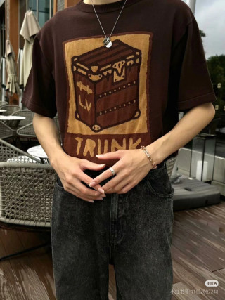 Brown Trunk Graphic Short Sleeve T-Shirt