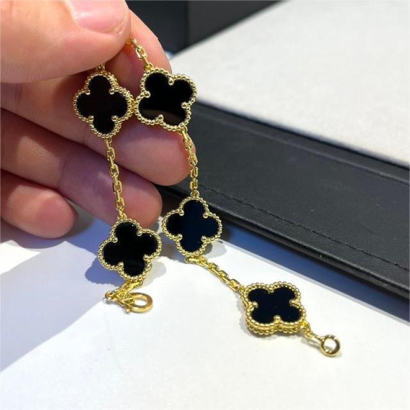 Van Cleef & Arpels Vintage Alhambra Gold Black Onyx Bracelet