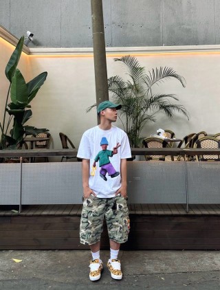 Stüssy White Graphic Cartoon T-Shirt view 8