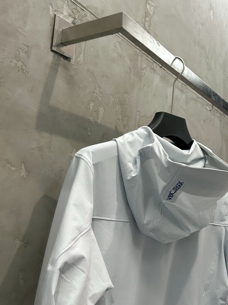 Arc'teryx Soft Shell Zip Hoodie – Mystique Grey view