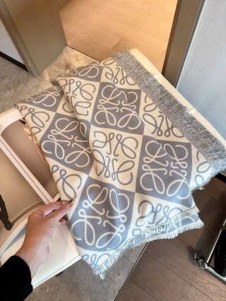 Loewe Reversible Anagram Scarf Cream & Grey view 3