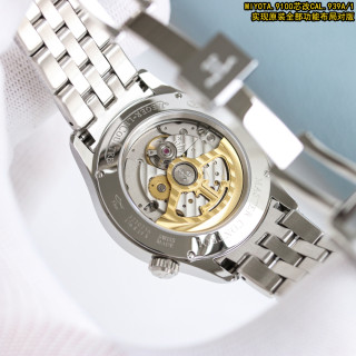 Jaeger-LeCoultre Master Geographer 39mm Steel Watch view 8