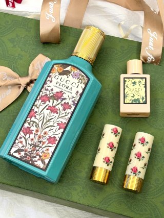Gucci Green Dream Drawer Gift Set - 100ml + Nail Polish + Samples view 8