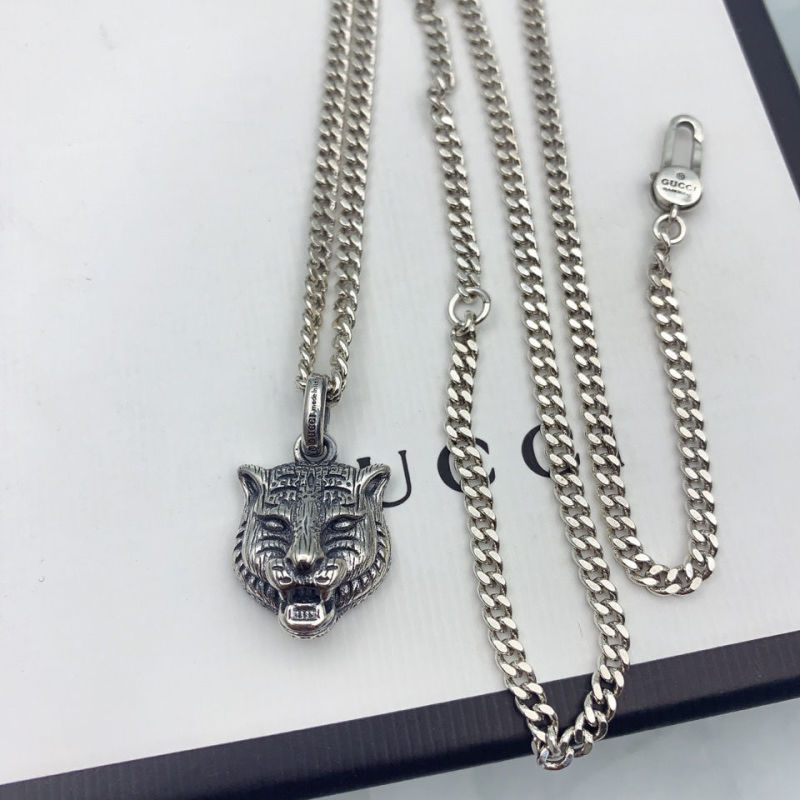Gucci Silver Tiger Head Pendant Necklace 50cm