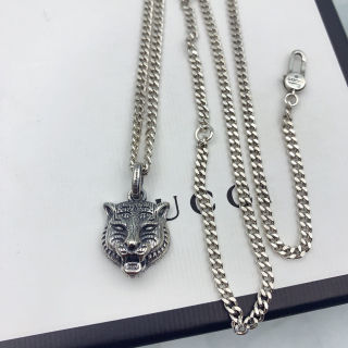 Gucci Silver Tiger Head Pendant Necklace 50cm