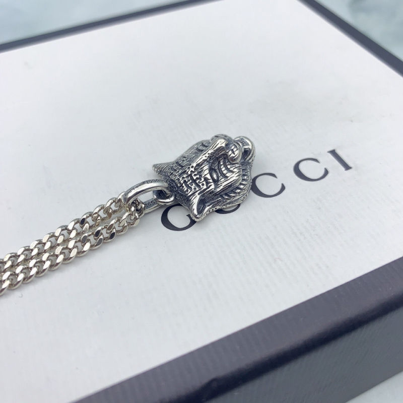 Gucci Silver Tiger Head Pendant Necklace 50cm view