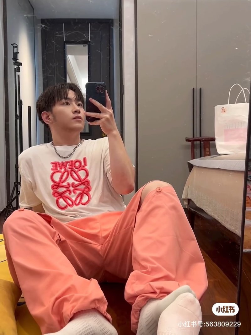 Loewe Black Logo T-Shirt view