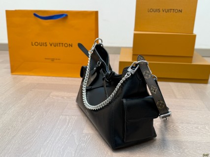 Louis Vuitton Carryall Black Shoulder Bag Small view 2