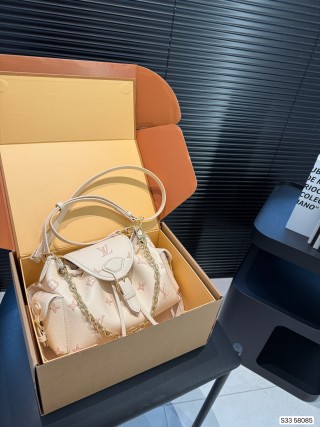 Louis Vuitton Monogram Canvas Shoulder Bag Cream view 3