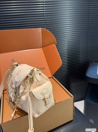 Louis Vuitton Monogram Canvas Shoulder Bag Cream view 4