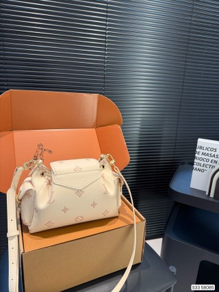 Louis Vuitton Monogram Canvas Shoulder Bag Cream view 5