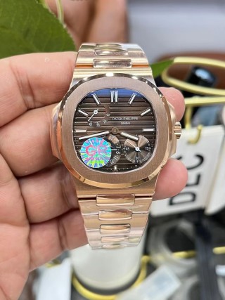 Patek Philippe Nautilus 5712 Steel Automatic Watch