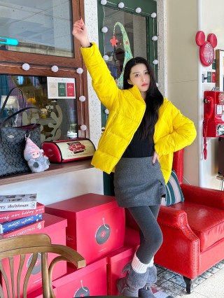 Bright Yellow Puffer Down Jacket – Winter Warmth view 3