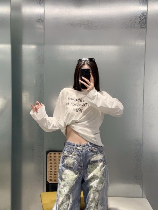 Light Blue Distressed Wide-Leg Jeans with Ripped Details view 7