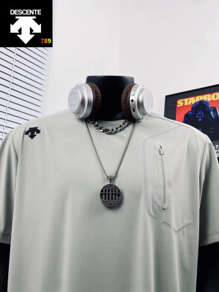Descente 3D Embossed Ice Silk Casual Short Sleeve T-Shirt White view 4