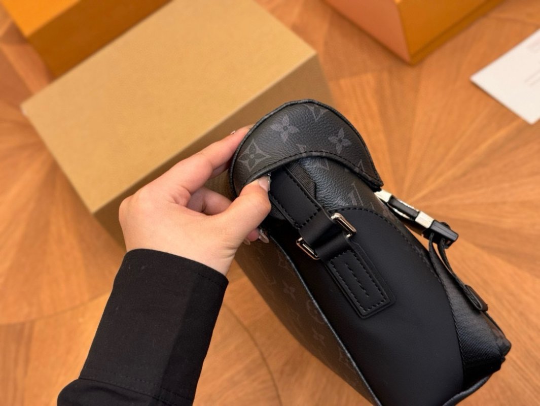 Louis Vuitton Voyager Messenger Bag - Monogram Black view