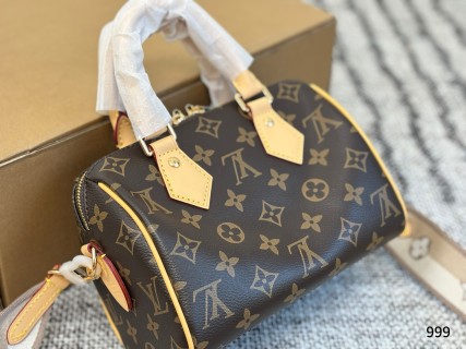Louis Vuitton Speedy 20 Monogram Canvas Handbag view 6
