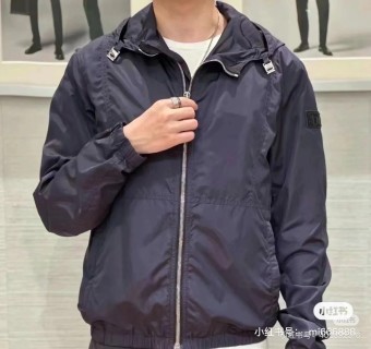 Stone Island Black Lightweight Hooded Jacket view 7