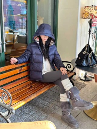 Purple & Black Colorblock Puffer Down Jacket view 7