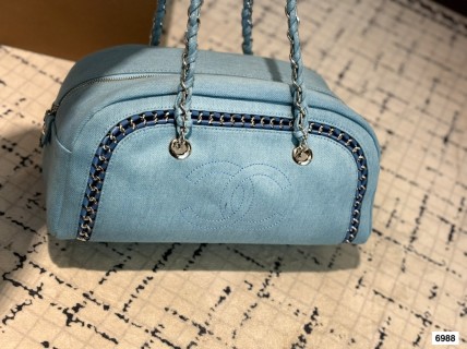 Chanel 24SS Camera Bag Light Blue view 4