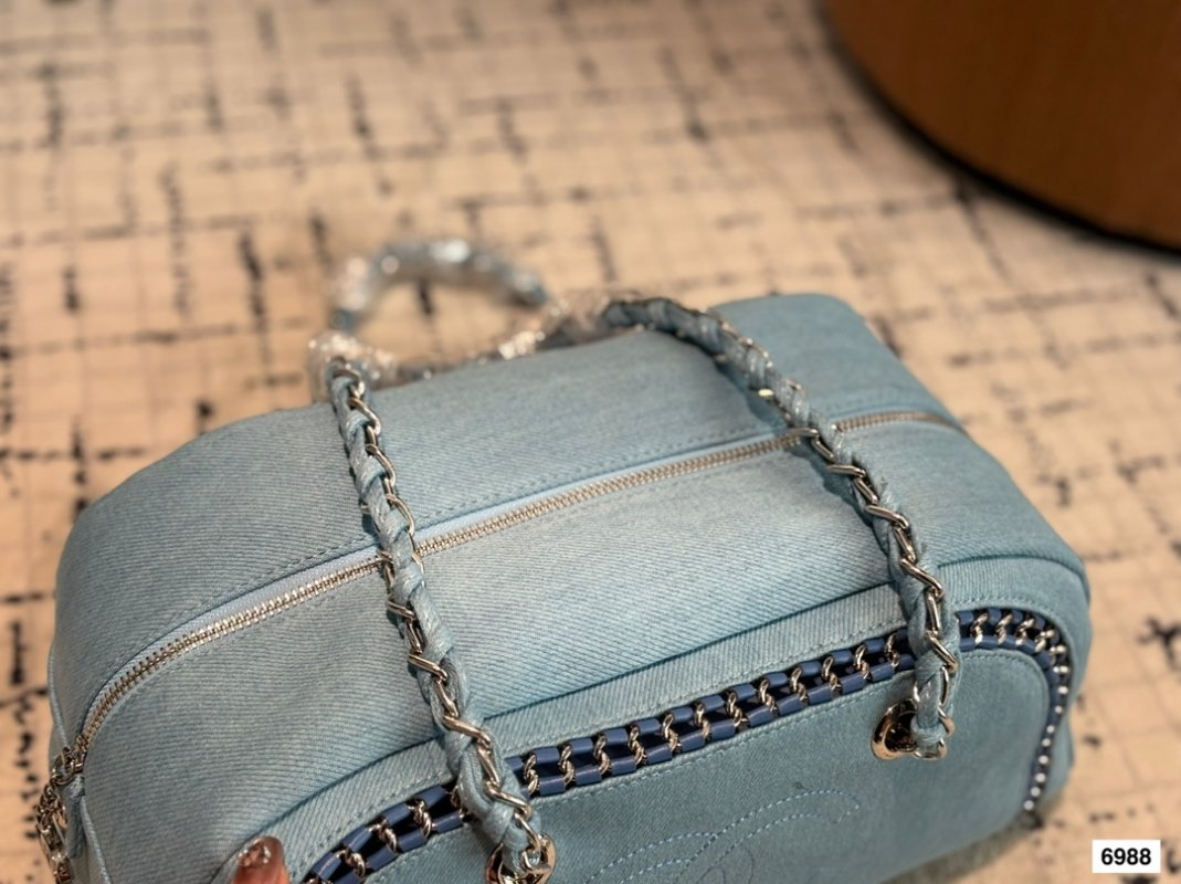 Chanel 24SS Camera Bag Light Blue view